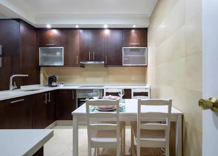 Midtown Rosalia Apartamento *